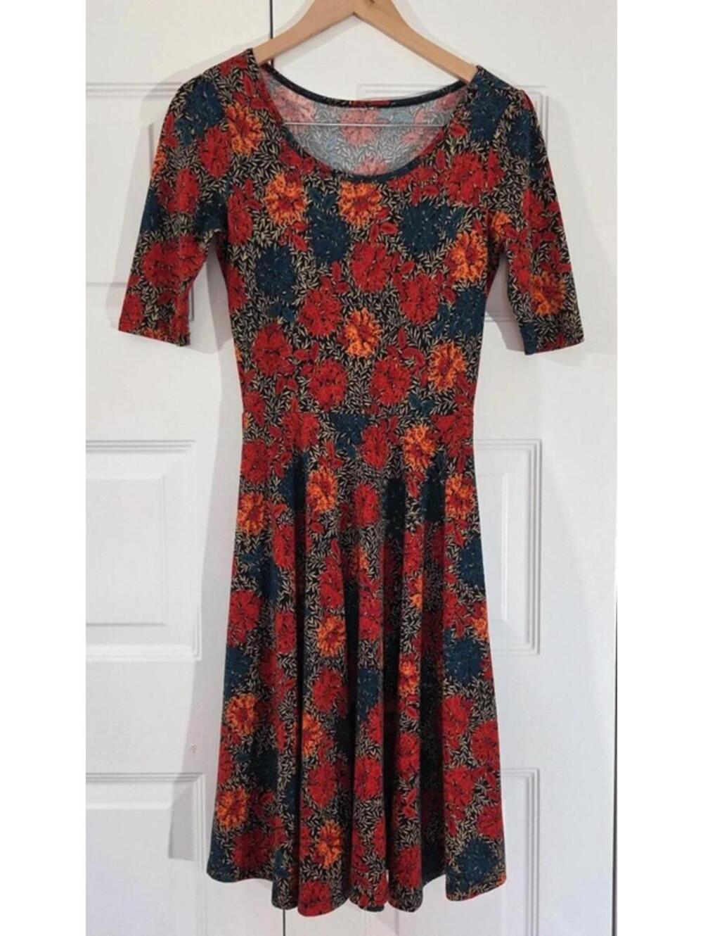 No Label Women's Floral Fit & Flare Stretch Dress Short Sleeve Small #1450